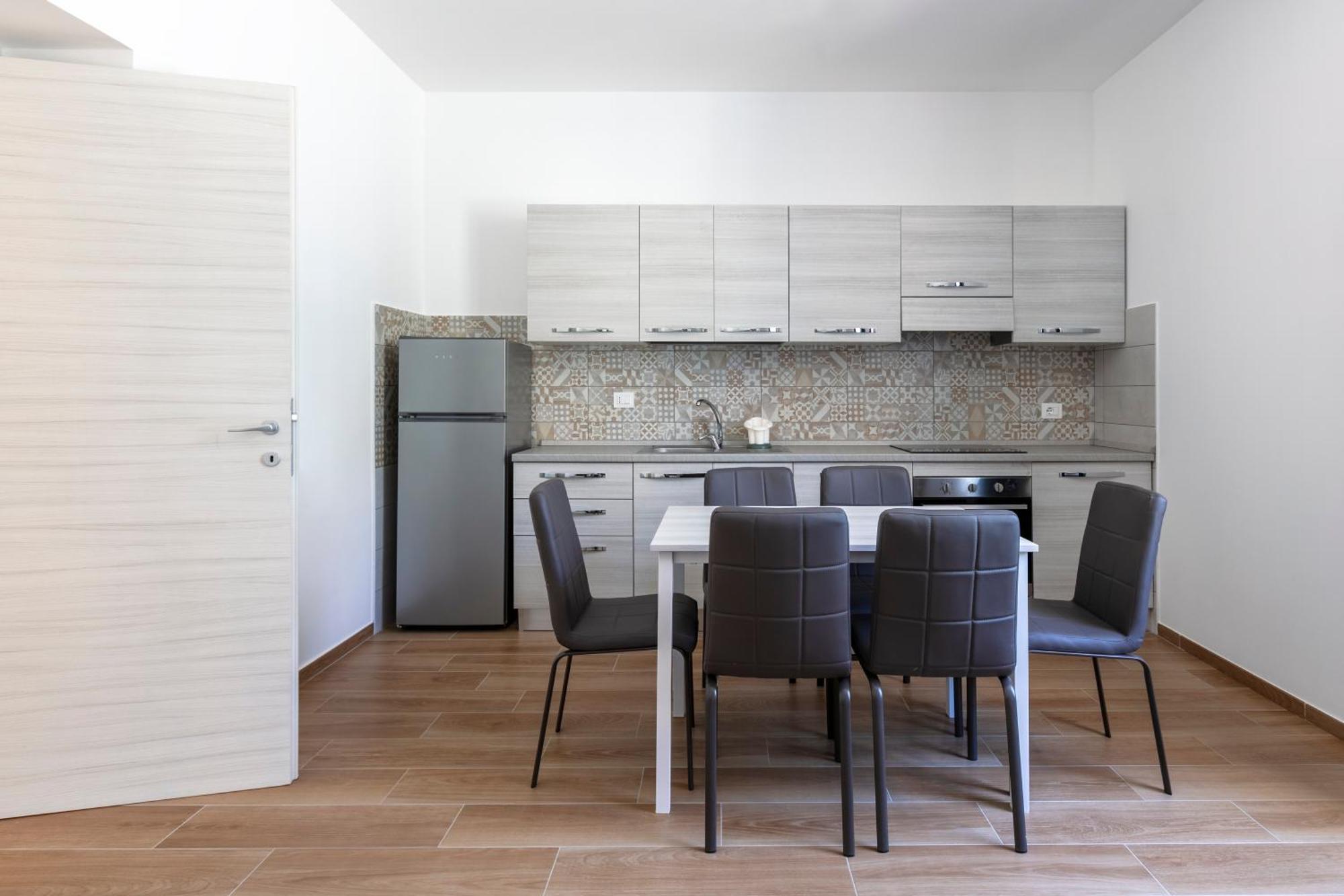 Residence ตอร์วายานีกา ภายนอก รูปภาพ